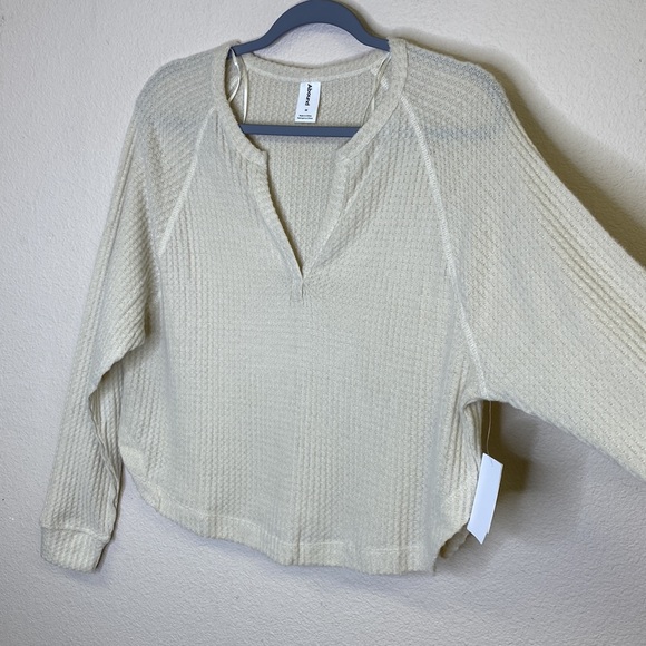 Abound Nordstrom V-Neck Thermal Top NWT Size Medium - Picture 4 of 11